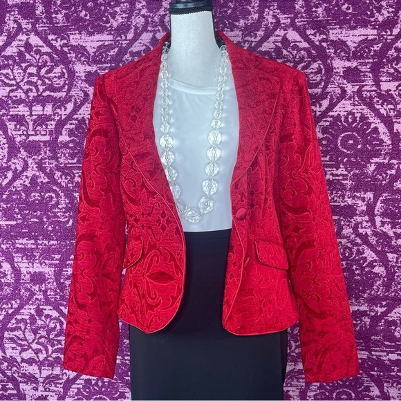 Nine West Embossed Red Velvet Blazer Sz 12 - Picture 2 of 6